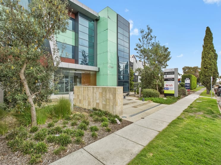 Click to view all images 2B/315 Main Street Mornington VIC 3931 - Image 1