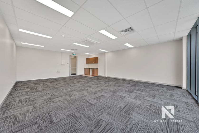 Click to view all images 12/19 Radnor Drive Derrimut VIC 3026 - Image 3