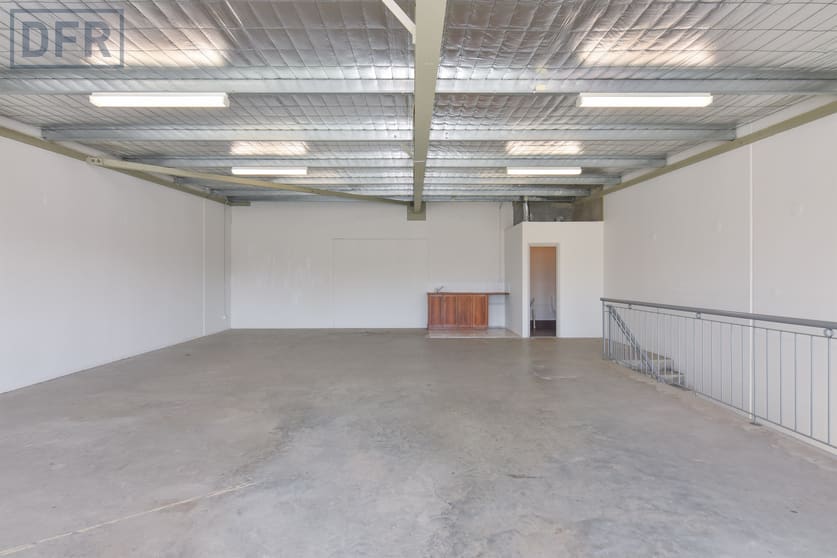 Click to view all images First Fl, 1/26 Hammond Road Cockburn Central WA 6164 - Image 3