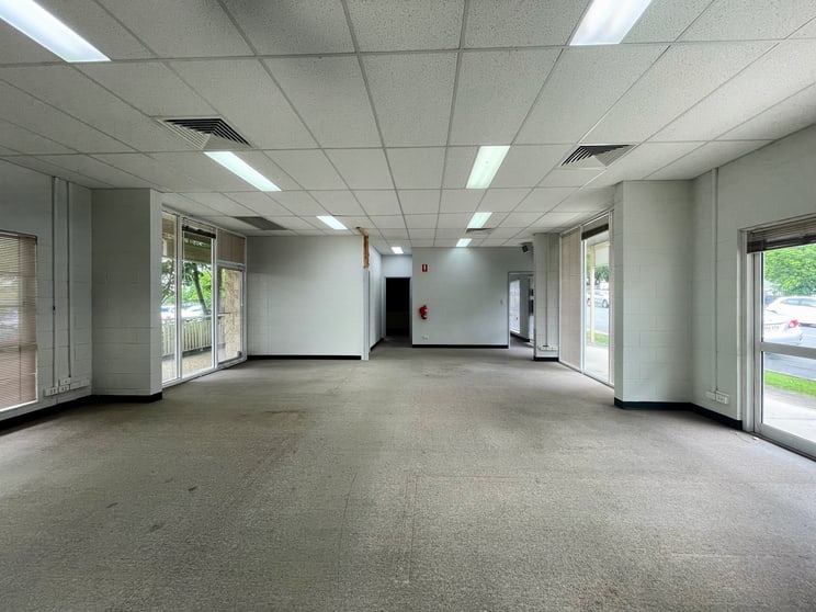 Click to view all images Unit 5/20 Main Street Beenleigh QLD 4207 - Image 3