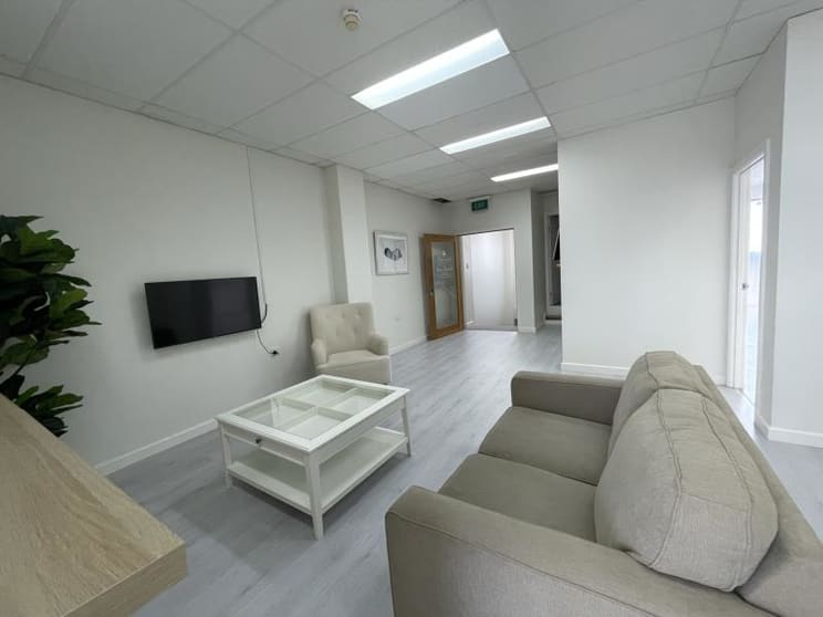 Click to view all images Level 1/1/469 Olive Street Albury NSW 2640 - Image 1