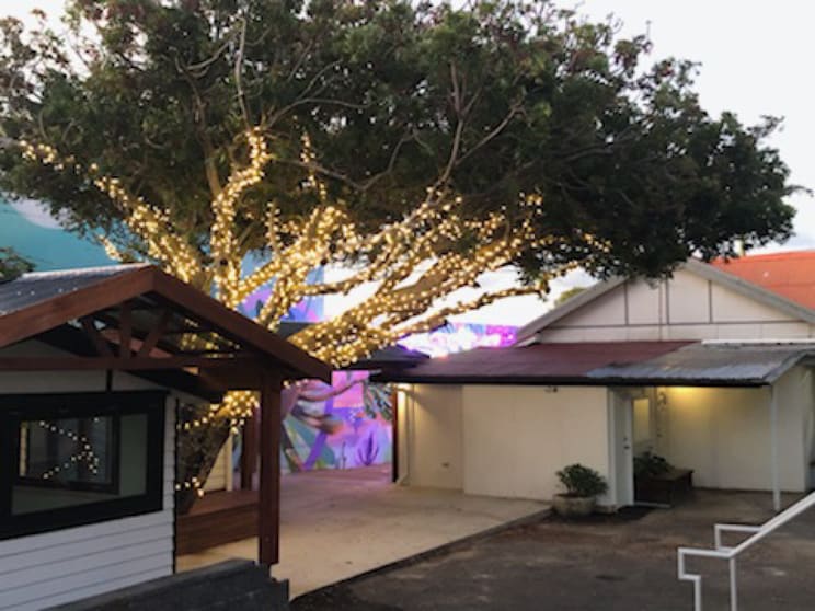 Click to view all images 10 Ormuz Avenue Caloundra QLD 4551 - Image 2