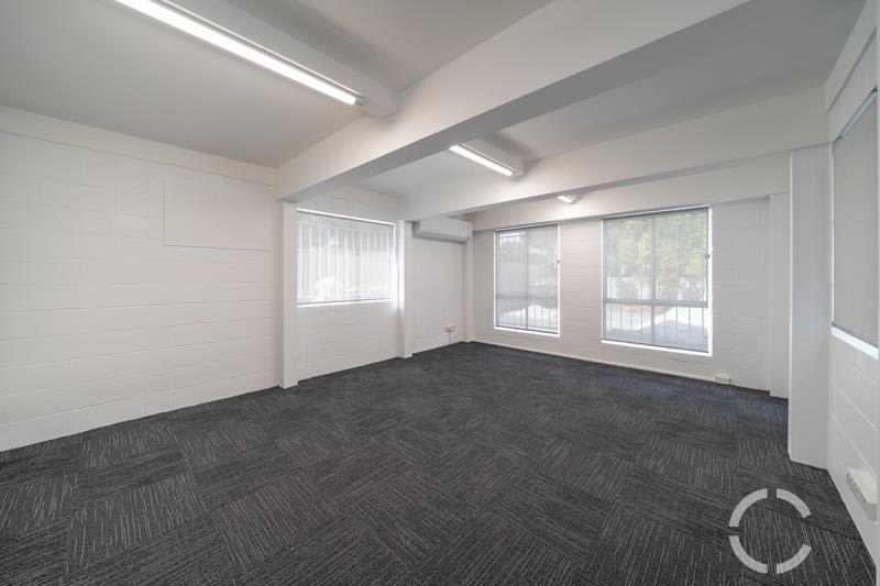 Click to view all images Ground/24 Stoneham Street Greenslopes QLD 4120 - Image 2