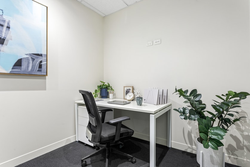 Click to view all images Suite 18b/435 Nepean Highway Frankston VIC 3199 - Image 2
