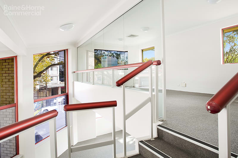 Click to view all images 1/385 Pacific Highway Crows Nest NSW 2065 - Image 2