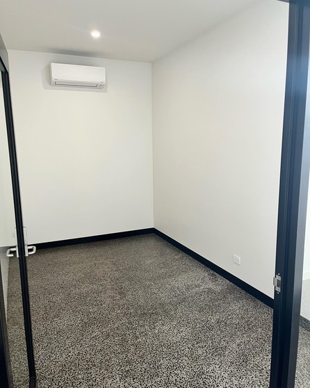 Click to view all images 18 Pearl Street Torquay VIC 3228 - Image 2