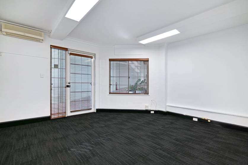 Click to view all images 1/294-296 Rokeby Road Subiaco WA 6008 - Image 3