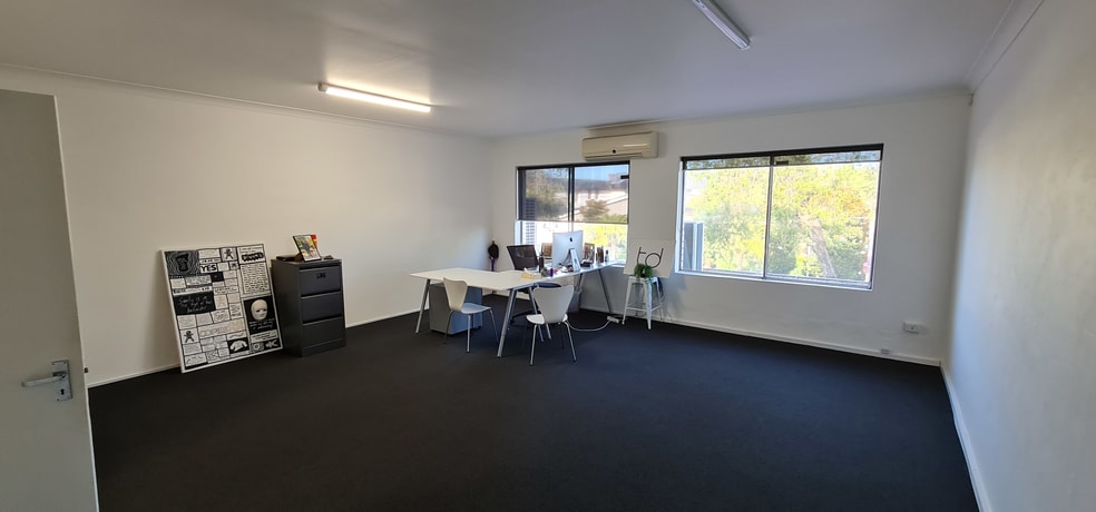 Click to view all images 2/1-5 Kalinya Street Newport NSW 2106 - Image 1