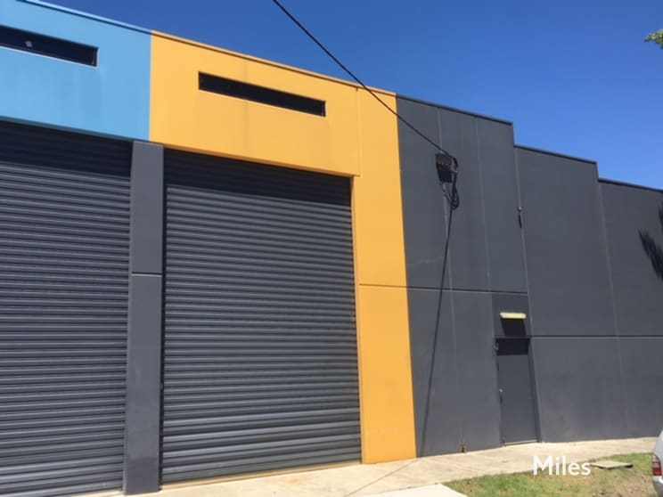 Click to view all images 9 Vear Street Heidelberg West VIC 3081 - Image 1