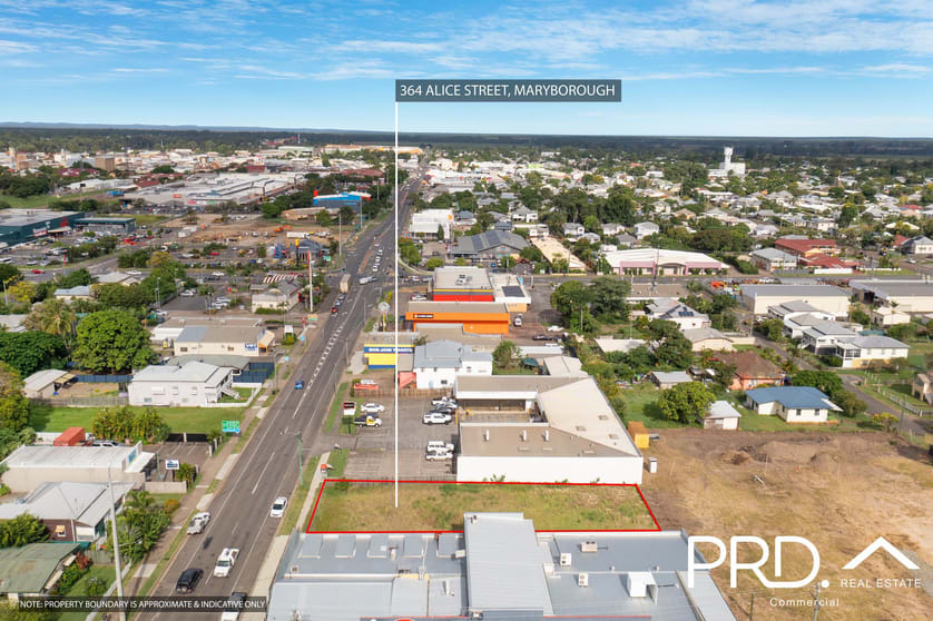 Click to view all images 364 Alice Street Maryborough QLD 4650 - Image 2