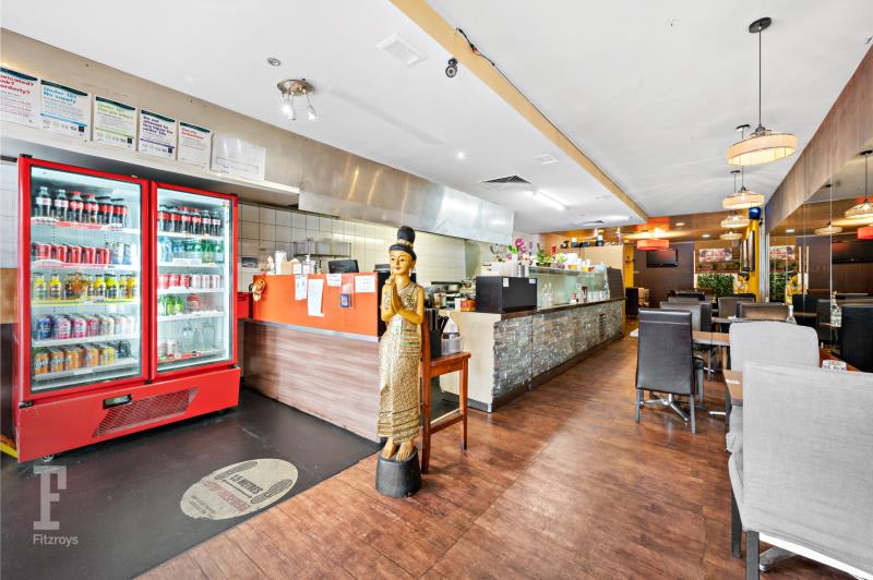 Click to view all images 472 Centre Road Bentleigh VIC 3204 - Image 3