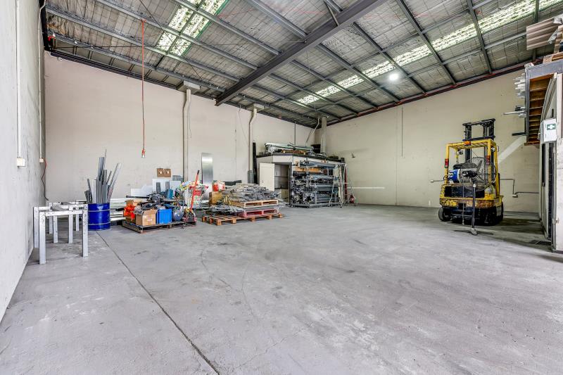 Click to view all images 23/29-39 Kirkham Road West Keysborough VIC 3173 - Image 2