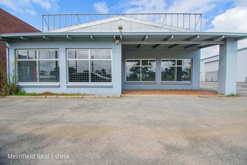 Click to view all images 70 Chester Pass Road Yakamia WA 6330 - Image 2