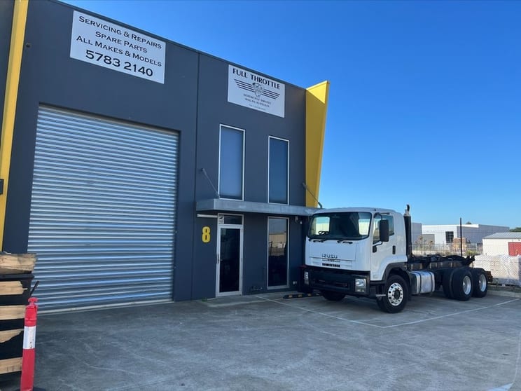Click to view all images 8/6 Freeway Drive Wallan VIC 3756 - Image 1