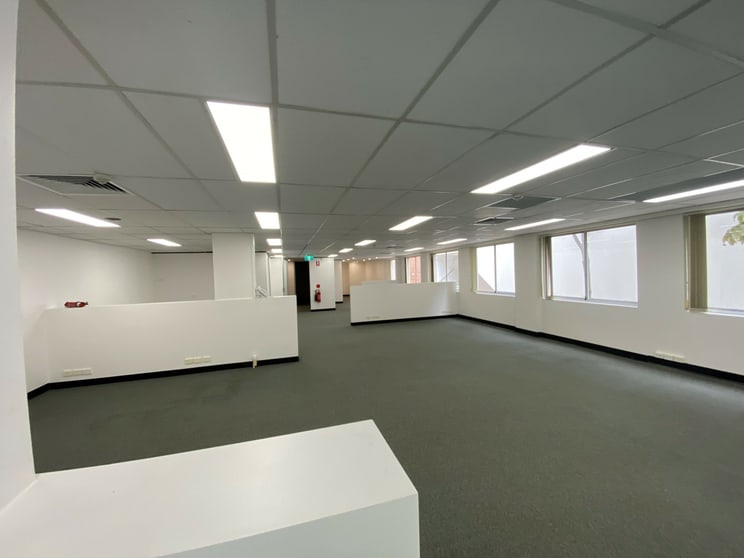 Click to view all images 4/2-4 Merton Street Sutherland NSW 2232 - Image 2