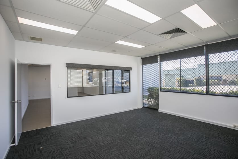 Click to view all images 4/17 Gibberd Road Balcatta WA 6021 - Image 3