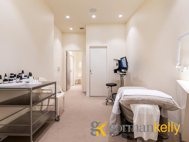 Click to view all images 114 Maling Road Canterbury VIC 3126 - Image 2