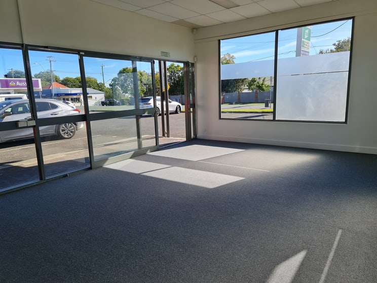 Click to view all images 256 Junction Road Clayfield QLD 4011 - Image 2