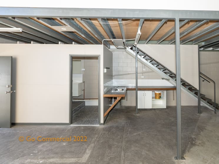 Click to view all images 21/170-182 Mayers Street Manunda QLD 4870 - Image 3