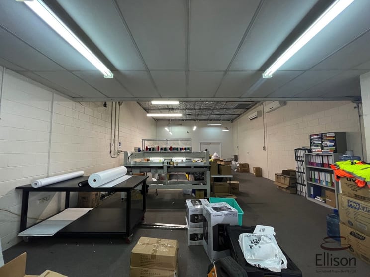 Click to view all images 3/12 Randall Street Slacks Creek QLD 4127 - Image 3