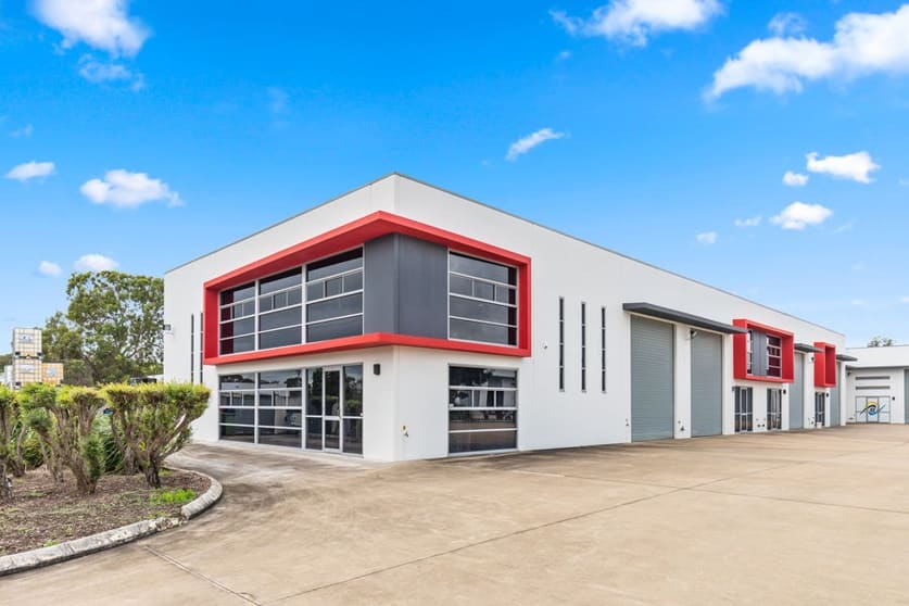 1/4 Victory East Street Urangan QLD 4655 - Image 2