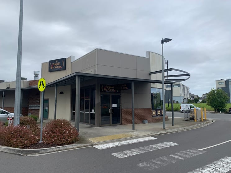 Click to view all images Shop 16, 9 Village Way Pakenham VIC 3810 - Image 3