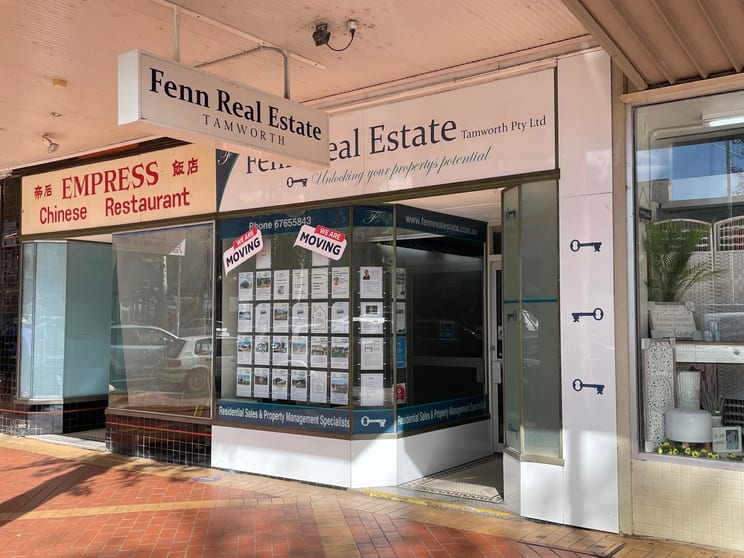 Click to view all images 453 Peel Street Tamworth NSW 2340 - Image 2
