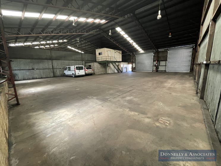 Click to view all images 2/1436 Ipswich Road Rocklea QLD 4106 - Image 2