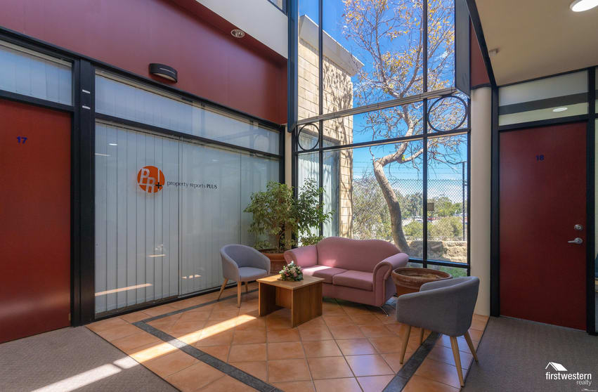 Click to view all images 17/87 McLarty Avenue Joondalup WA 6027 - Image 3