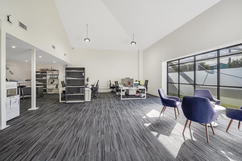 Click to view all images 4 / 166 Hannell Street Maryville NSW 2293 - Image 3