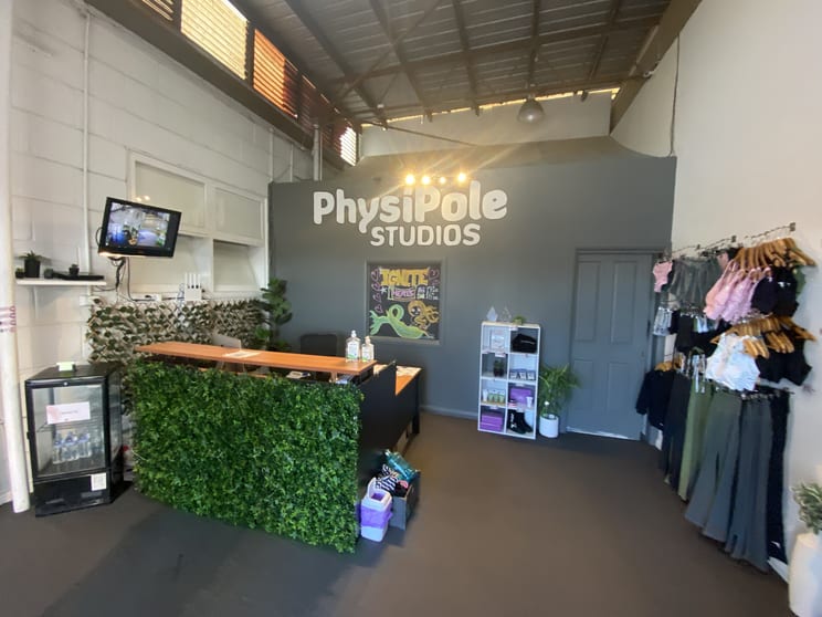 Click to view all images 64 Lava Street Warrnambool VIC 3280 - Image 2