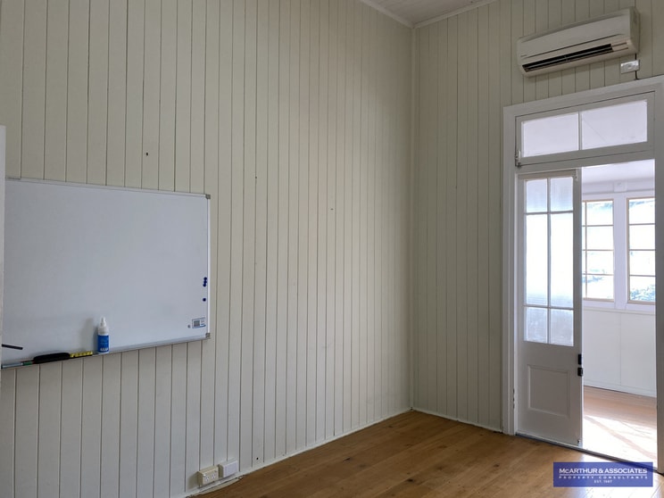 Click to view all images Yeppoon QLD 4703 - Image 3