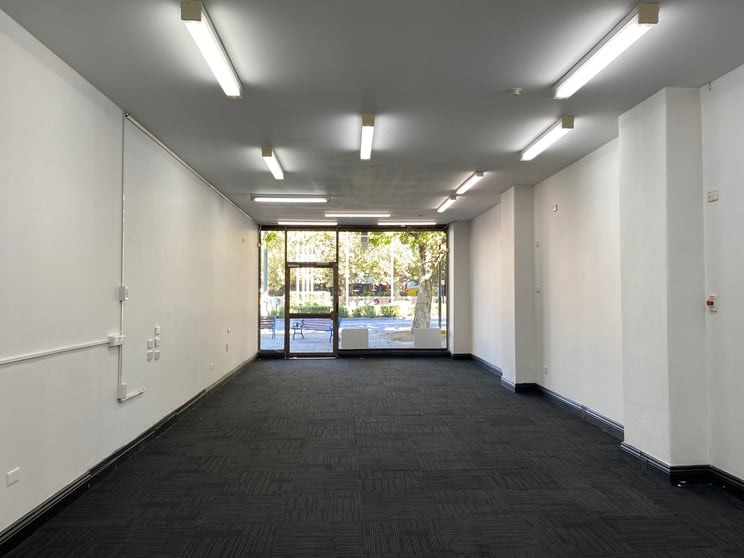 Click to view all images 40 Station Place Werribee VIC 3030 - Image 3