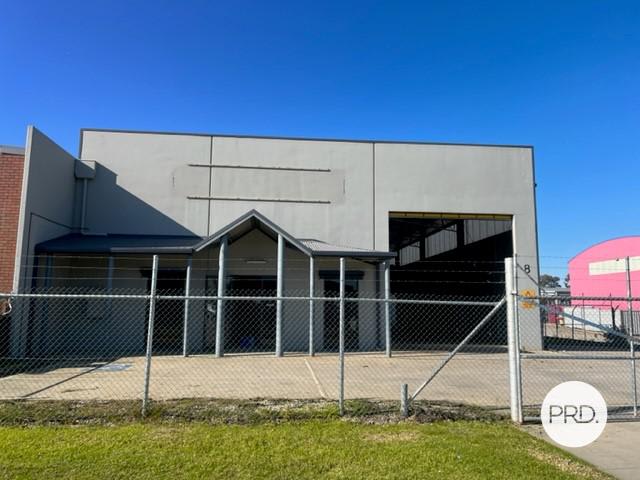 Click to view all images 8 Queen Street Wodonga VIC 3690 - Image 2
