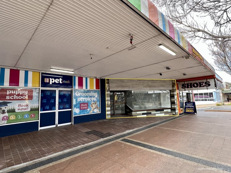 Click to view all images 39 Station Street Engadine NSW 2233 - Image 1