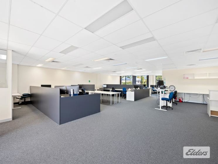 Click to view all images 129 Logan Road Woolloongabba QLD 4102 - Image 2