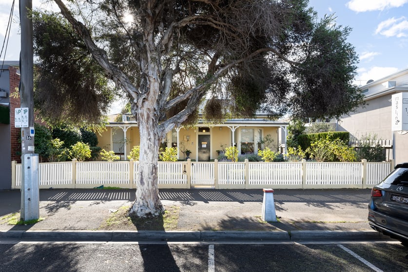 Click to view all images 162 Ferguson Street Williamstown VIC 3016 - Image 1
