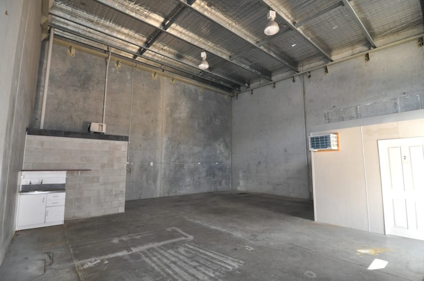 Click to view all images 2/58 Keane Street Currajong QLD 4812 - Image 2
