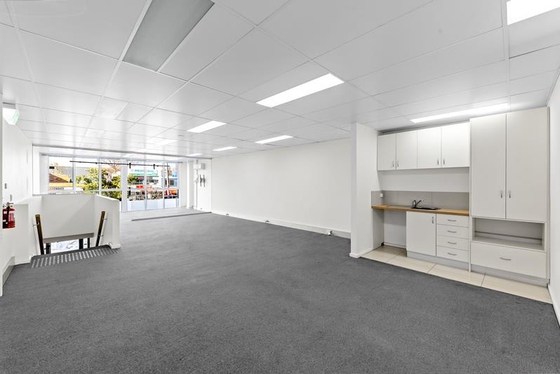 Click to view all images Level 1/9 Macedon Road Templestowe Lower VIC 3107 - Image 3