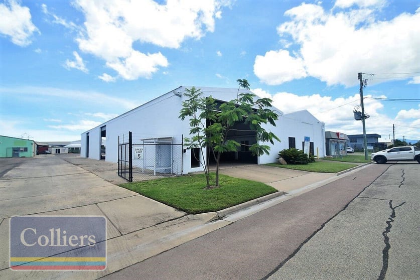 Click to view all images 33 Mackley Street Garbutt QLD 4814 - Image 2