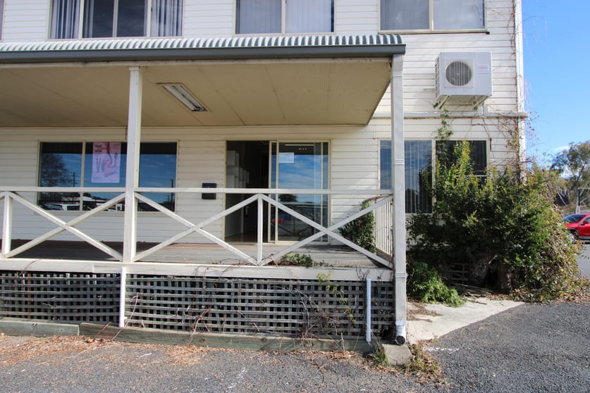Click to view all images 6/18 Sweaney Street Inverell NSW 2360 - Image 3