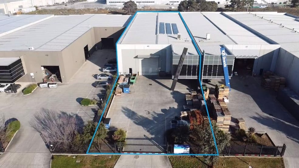 Click to view all images 2/40 Metrolink Circuit Campbellfield VIC 3061 - Image 2