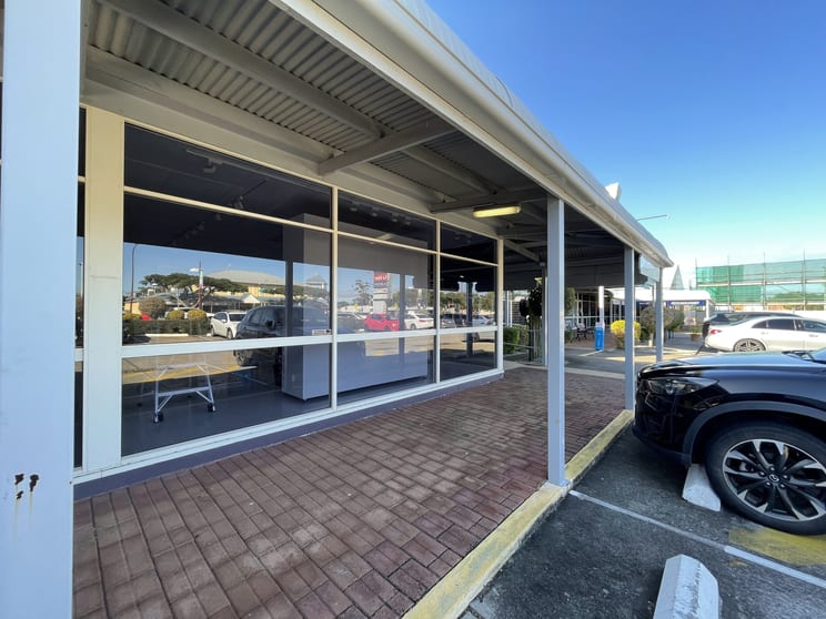 Click to view all images 1 & 2/401-409 Main Road Wellington Point QLD 4160 - Image 1