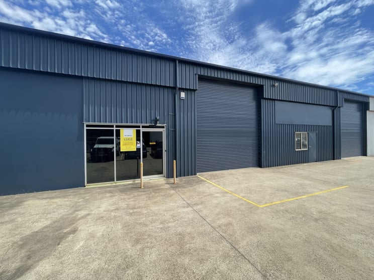 Click to view all images Tenancy 2/400 Taylor Street Glenvale QLD 4350 - Image 1