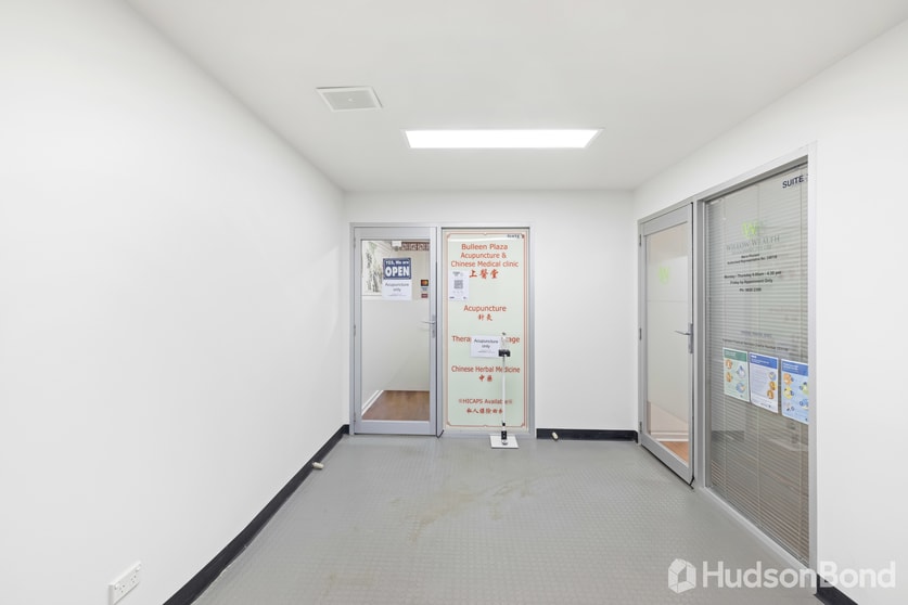 Click to view all images 101 Manningham Road Bulleen VIC 3105 - Image 2