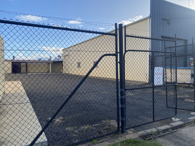 Click to view all images 4A Mary Street Bundaberg East QLD 4670 - Image 2