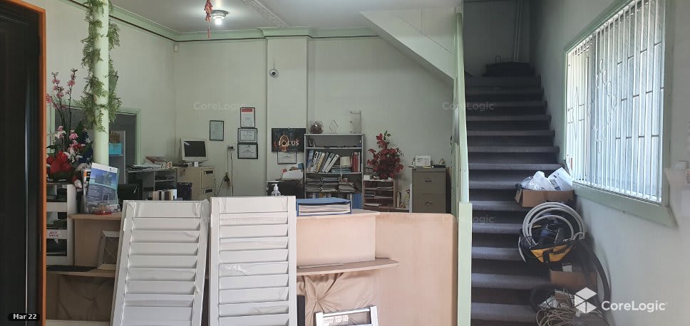 Click to view all images 34 Seville Street Fairfield NSW 2165 - Image 2