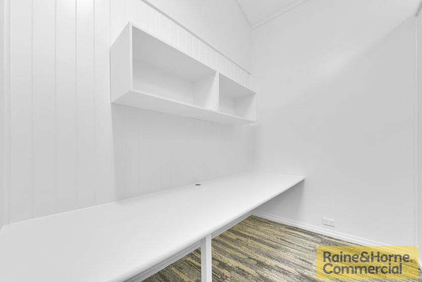Click to view all images 2/29 Bishop Street Kelvin Grove QLD 4059 - Image 3