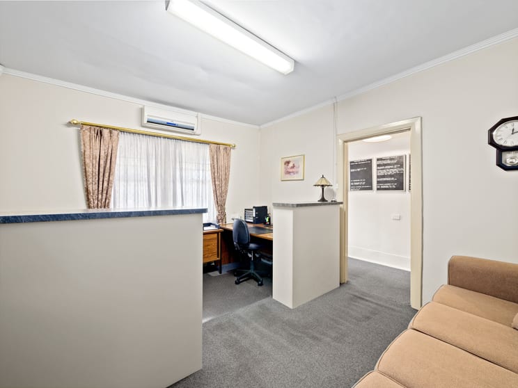 Click to view all images 44 Commercial Road Salisbury SA 5108 - Image 2