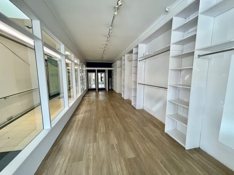 Click to view all images Shop 7/166-168 Leura Mall Leura NSW 2780 - Image 3